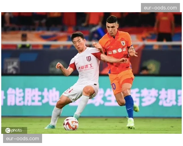 卡隆赛季出场时间有限 成都边路突破点选择减少 卡隆赛季出场时间有限 成都边路突破点选择减少